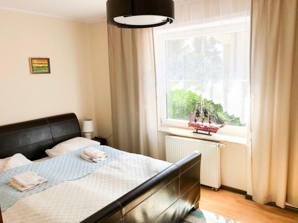 Villa Konik Morski Rewa Buitenkant foto